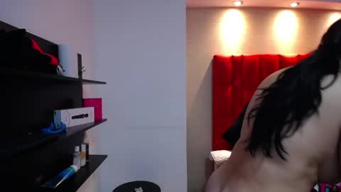 Snapshot of grace_velvet chatting on April 19, 12:37 pm Grace online show from April 19, 12:37 pm