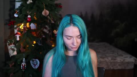 Snapshot of gracegreen chatting on December 17, 12:54 pm I will be glad to see you  30 N  1800  - 2300 gmt3  online show from December 17, 12:54 pm