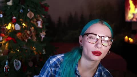 Snapshot of gracegreen chatting on December 28, 2:42 pm I will be glad to see you  30 N  1800  - 2300 gmt3  online show from December 28, 2:42 pm