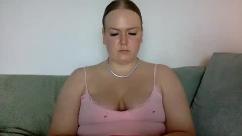 Grace Loves online show from March 17, 6:33 pm