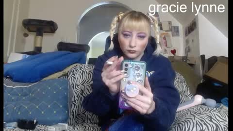 gracielynne1989 online show from May 20, 7:09 pm