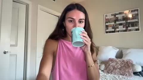 Gracie Smith online show from July 30, 6:29 pm