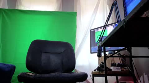 Snapshot of grandenegropolla chatting on January 7, 3:23 pm LOADS OF VIDS ONLY online show from January 7, 3:23 pm