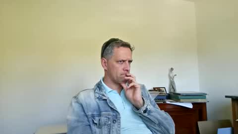 grattitude online show from December 16, 3:11 am