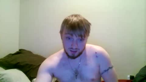 gravewalker22 online show from February 12, 3:12 am