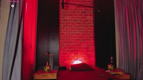grayandrews online show from June 17, 12:24 am