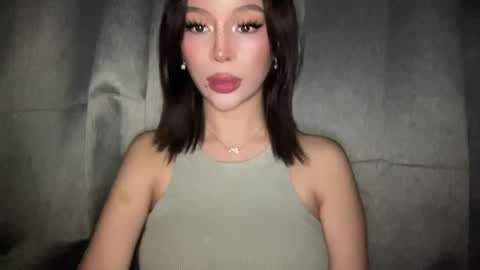 Marie Pelie online show from December 15, 7:07 pm