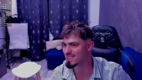greekgod199 online show from June 7, 9:29 pm