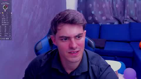 greekgod199 online show from June 25, 3:38 pm