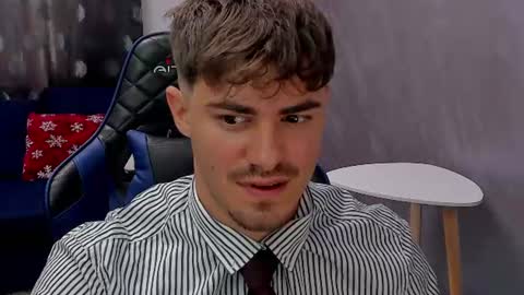 greekgod199 online show from July 13, 3:26 pm