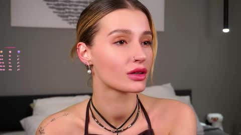 Kelly online show from November 16, 12:44 pm