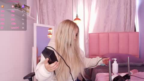   online show from January 7, 7:17 pm