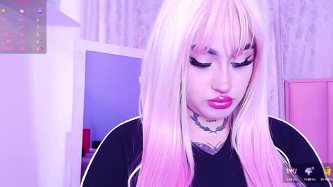   online show from February 8, 7:05 pm