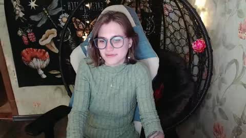 Lina online show from May 29, 9:18 am