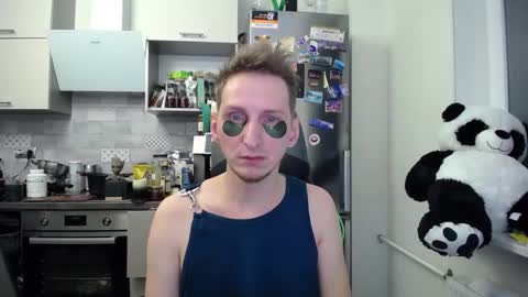 greg_photog online show from September 27, 2:27 am