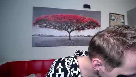 greg_photog online show from October 13, 1:38 am