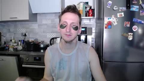 greg_photog online show from October 21, 2:01 am