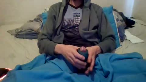 Essexboi85 online show from June 18, 6:13 am