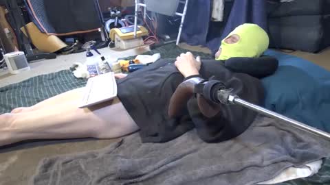 Snapshot of gregbball1 chatting on January 20, 11:35 am electrogee1 online show from January 20, 11:35 am