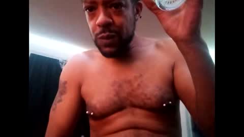 Snapshot of gregnice313 chatting on December 2, 4:42 am NICE and sometimes Savvy online show from December 2, 4:42 am