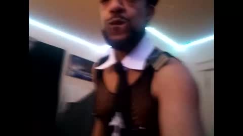 Snapshot of gregnice313 chatting on December 31, 6:16 am NICE and sometimes Savvy online show from December 31, 6:16 am