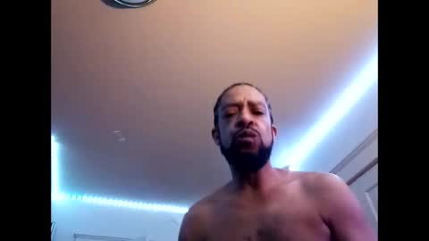 Snapshot of gregnice313 chatting on January 4, 1:31 pm NICE and sometimes Savvy online show from January 4, 1:31 pm