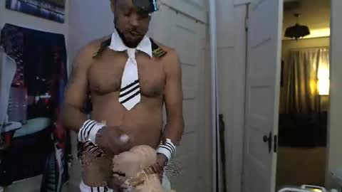 Snapshot of gregnice313 chatting on September 13, 4:01 am NICE and sometimes Savvy online show from September 13, 4:01 am