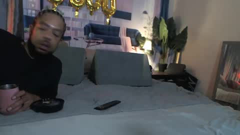 Snapshot of gregnice313 chatting on October 5, 4:55 am NICE and sometimes Savvy online show from October 5, 4:55 am