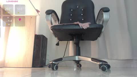 Snapshot of greta_bellucci chatting on January 13, 8:04 pm Greta online show from January 13, 8:04 pm