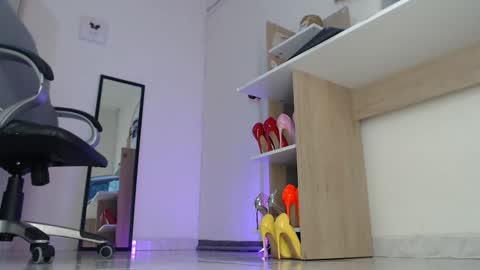 Snapshot of greta_bellucci chatting on October 6, 7:55 pm Greta online show from October 6, 7:55 pm