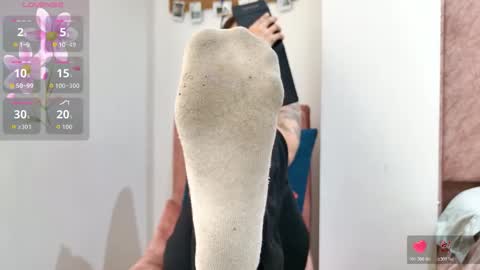 Snapshot of greta_miss chatting on February 24, 6:28 pm Emmy online show from February 24, 6:28 pm