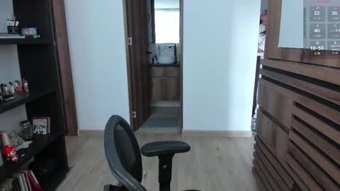 Greta online show from March 29, 10:10 pm