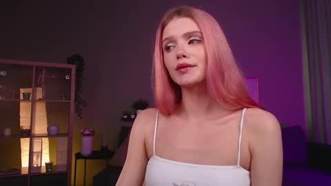 gretchen_mol online show from October 7, 7:38 am