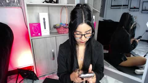 Gretel  online show from April 9, 3:17 am