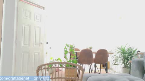 Gretta online show from March 9, 9:08 pm