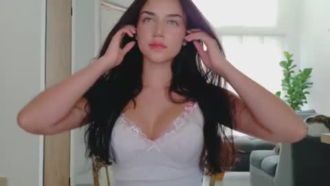 Gretta online show from June 10, 9:46 pm