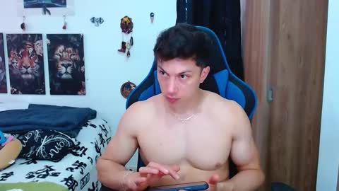 griego01 online show from February 17, 7:10 pm