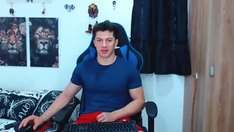 griego01 online show from February 26, 7:49 pm