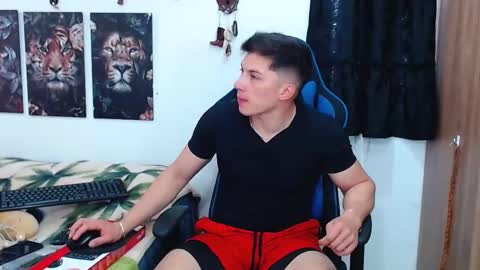 griego01 online show from March 10, 6:12 pm