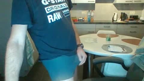 Snapshot of griesie chatting on December 3, 11:02 pm Griesie online show from December 3, 11:02 pm