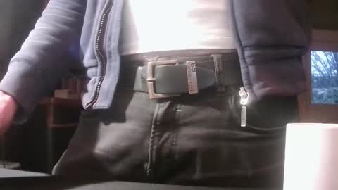 Snapshot of grimbergen123 chatting on January 17, 4:33 pm Grim online show from January 17, 4:33 pm