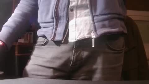 Snapshot of grimbergen123 chatting on January 18, 6:01 pm Grim online show from January 18, 6:01 pm