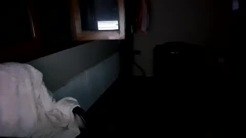 Snapshot of grod6999 chatting on March 2, 2:08 am grod6999 online show from March 2, 2:08 am