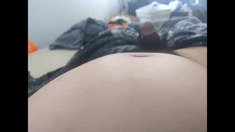 Snapshot of growingcubbear chatting on January 16, 3:38 pm growingcubbear online show from January 16, 3:38 pm