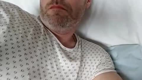 Snapshot of grzegorz34 chatting on January 26, 12:33 pm Greg online show from January 26, 12:33 pm