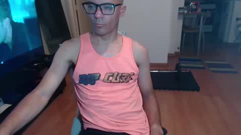 Snapshot of guachin_new chatting on February 2, 3:05 am guachin_new online show from February 2, 3:05 am