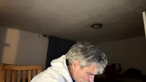 guardiannif_ online show from February 8, 10:40 pm