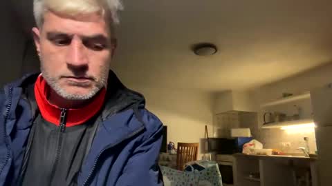 guardiannif_ online show from March 4, 10:27 pm