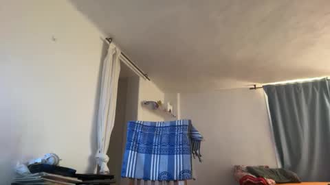 guardiannif_ online show from March 18, 10:18 am