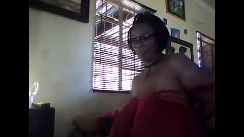 gucci-bx online show from December 10, 7:16 am